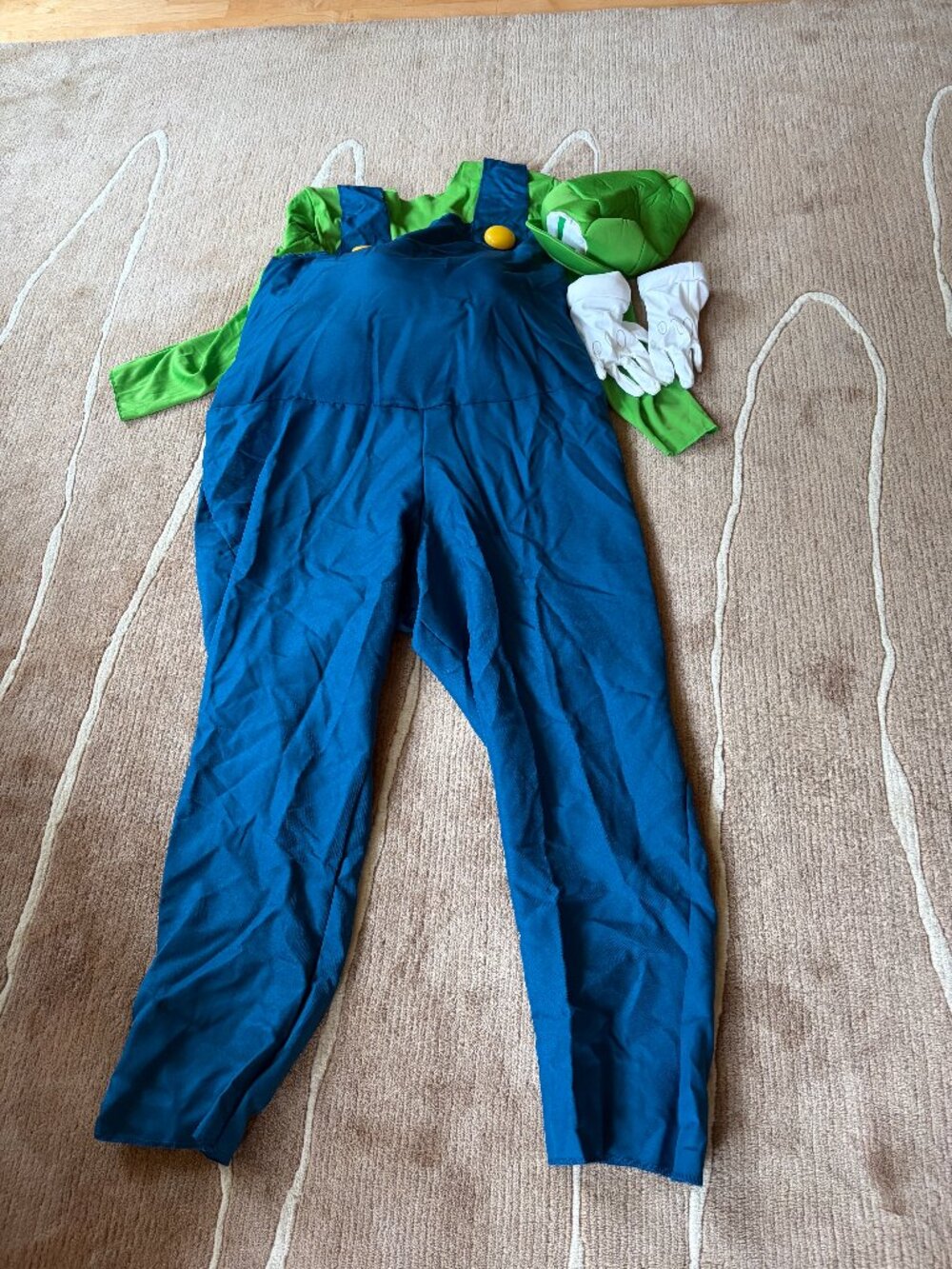 Luigi Halloween Costume Adult XL Jumpsuit Hat Gloves by Super Mario Nintendo